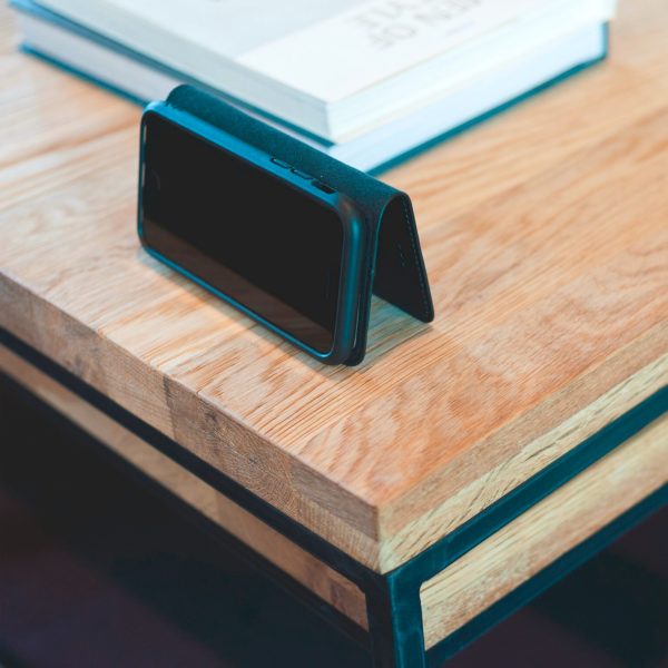 Wallet-iPhone-7-Case-on-Table-600x600